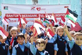 Peran LSM dan Organisasi Kemanusiaan dalam Menyelamatkan Pendidikan di Palestina